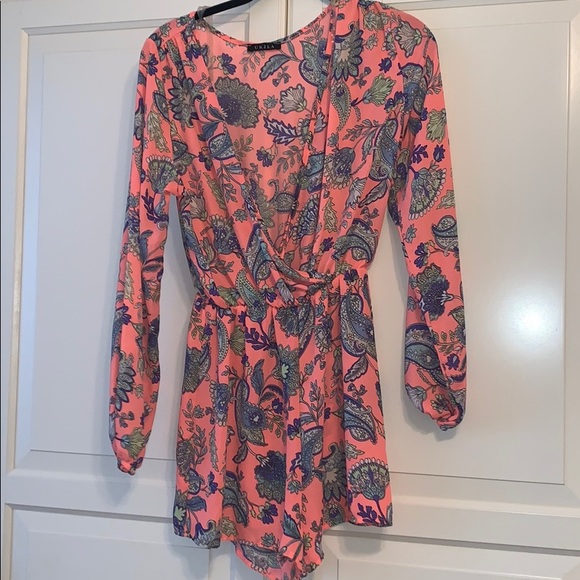 Deep V romper - Picture 1 of 3